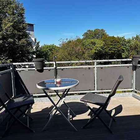 A&V Apartments Wunderschoene Rheinblick Wohnung Zum Entspannen Apt Ela Дуйсбург Экстерьер фото
