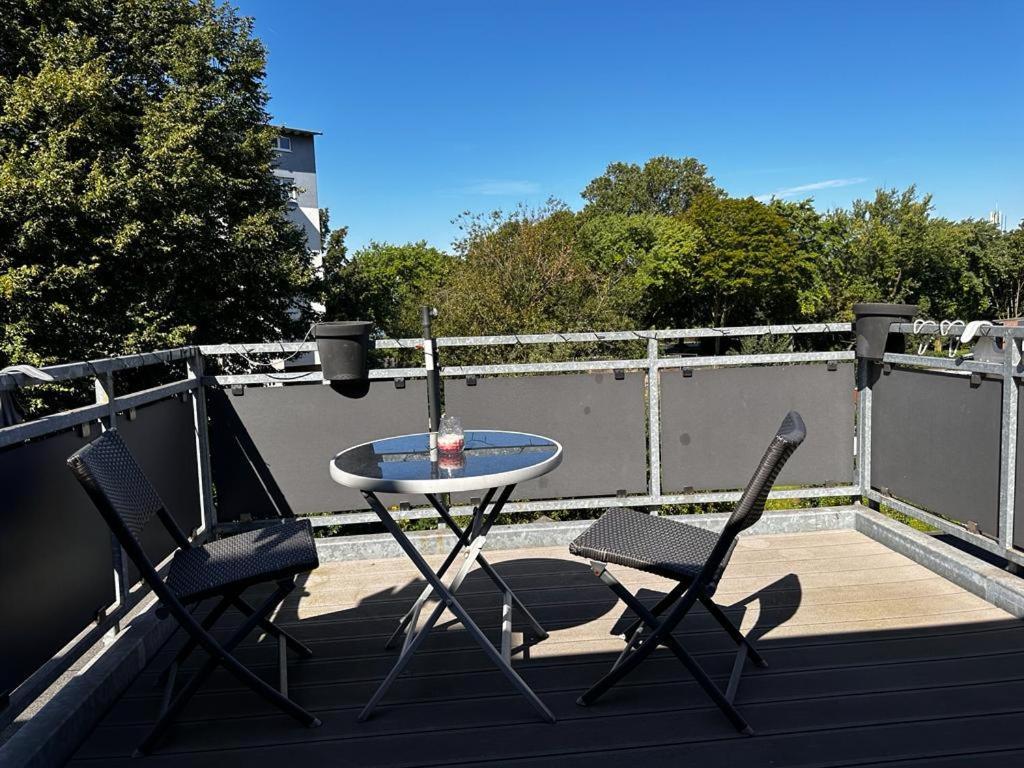 A&V Apartments Wunderschoene Rheinblick Wohnung Zum Entspannen Apt Ela Дуйсбург Экстерьер фото